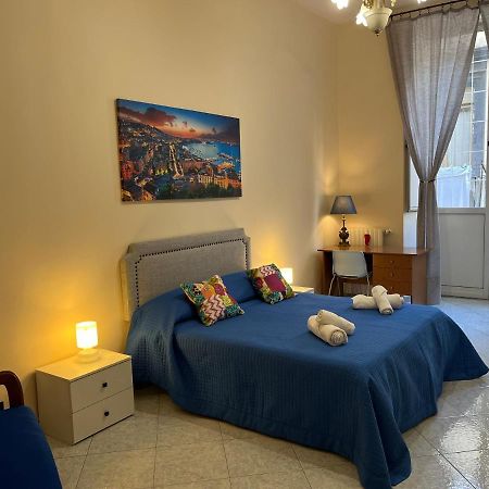 Dimora San Ferdinando Bed and Breakfast Napels Buitenkant foto